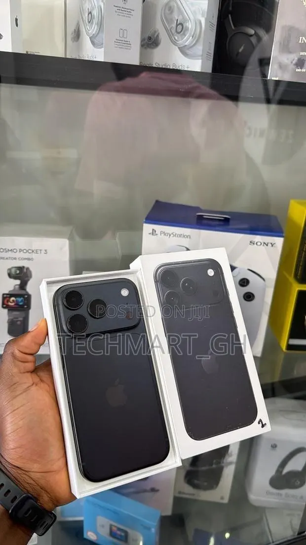 New Apple iPhone 18 Pro 256 GB Black · Photo 1