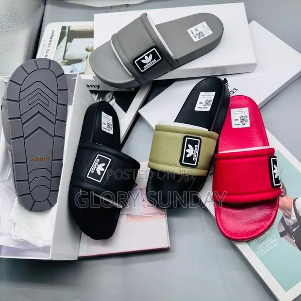 Adidas Slides · Photo 1