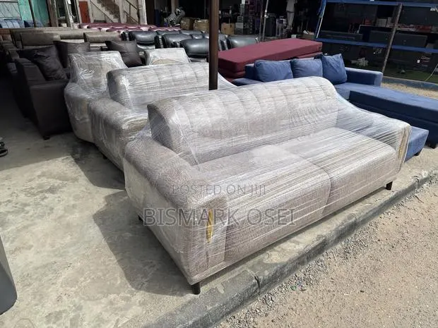 Royal Comfortable 7 Seater Sofa Set · Photo 1