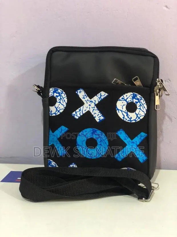 African Print Side Bag · Photo 1