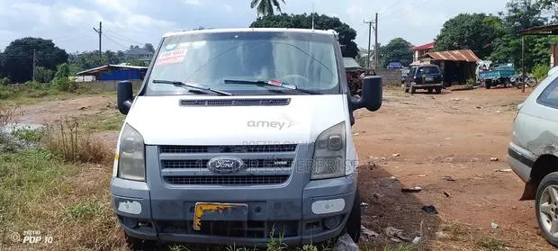 Ford Transit 2012 White · Photo 1