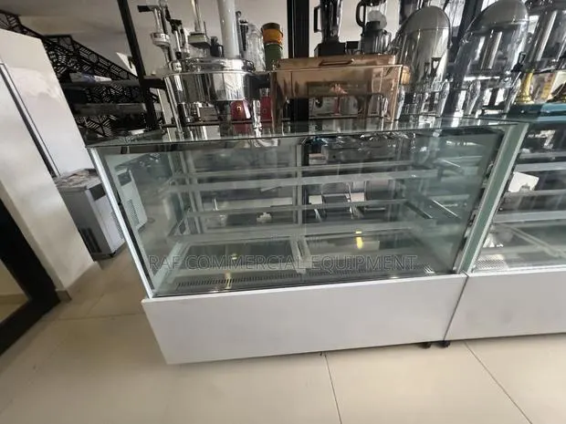 Commercial Display Cake Chiller 150cm · Photo 1