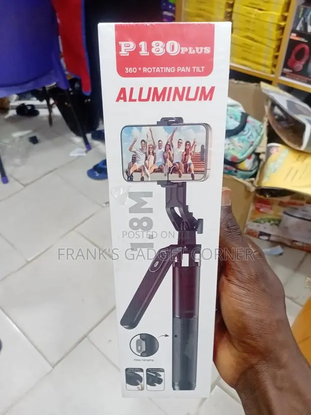 1.8m Selfie Stick · Photo 1