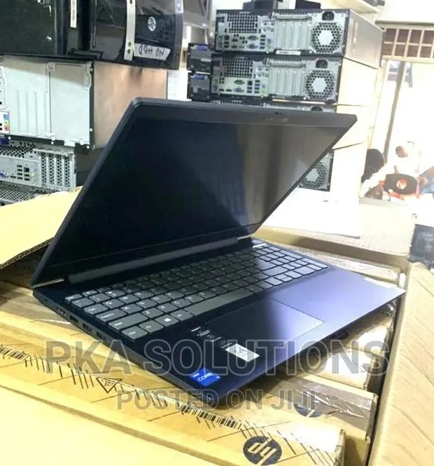 Laptop Lenovo Ideapad 3 4GB Intel Core I3 SSD 128GB · Photo 1
