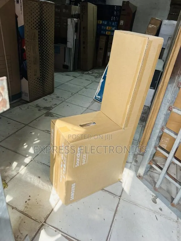 Newly Sealed in Box Samsung Soundbar With Woofer B450f · Photo 1