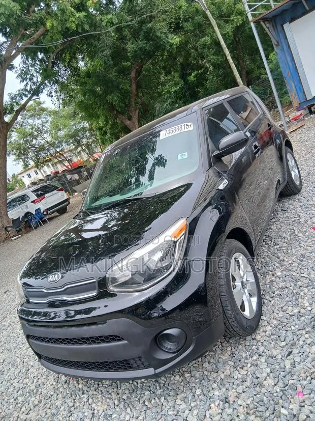 Kia Soul Hatchback 2016 Black · Photo 1