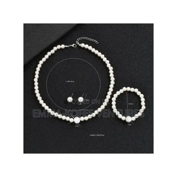 Ladies Artificial Pearl Necklace Bracelet Ear Stud Jewelry Set 3 in 1 · Photo 1