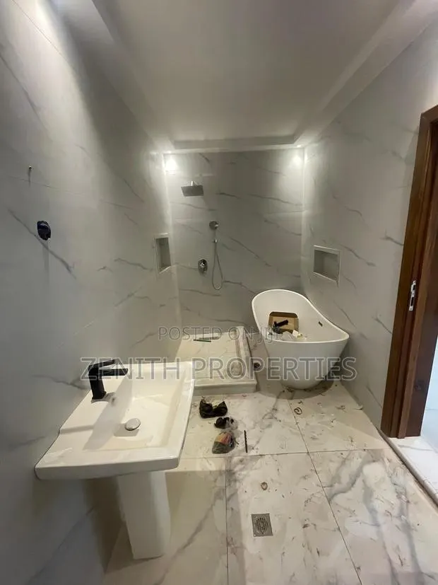 3bdrm Apartment in Zenith Properties, West Hills Mall Area for rent · Photo 1