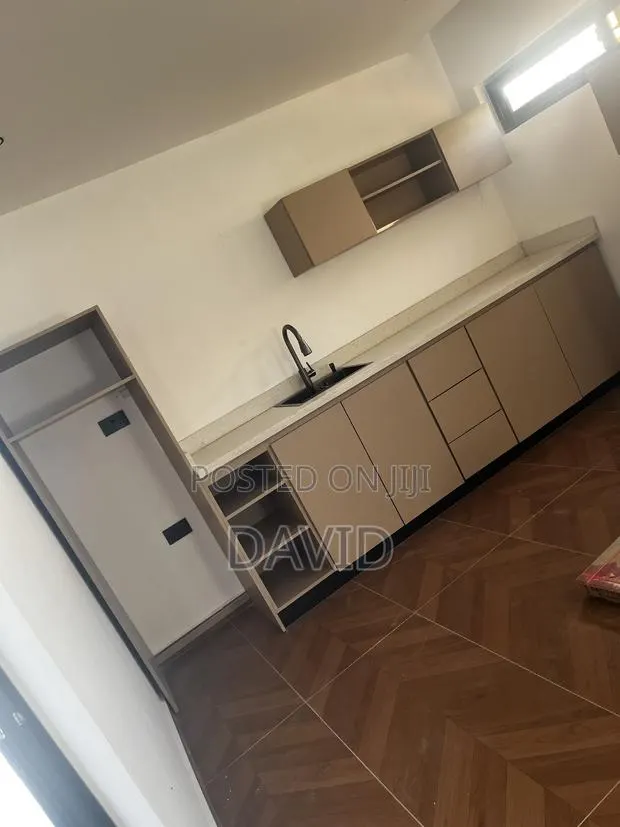 Kitchen Cabinets · Photo 1