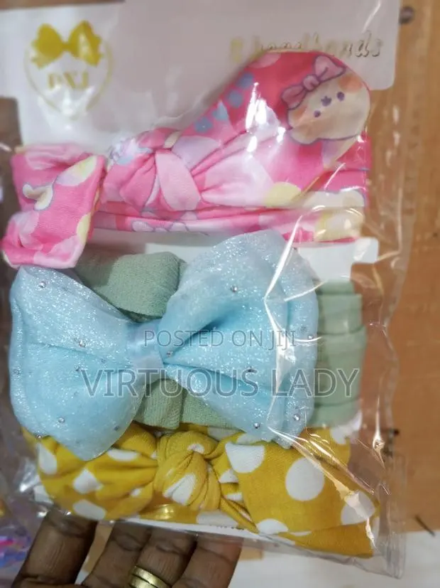 Hair Bands and Ribbons · Photo 1