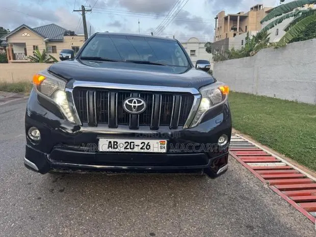 Toyota Land Cruiser Prado 2016 Black · Photo 1