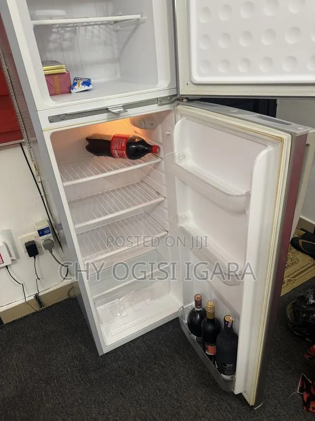 Legacy Fridge · Photo 1