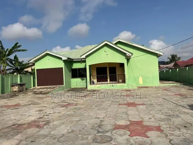 5bdrm House in Mighty Homes, Kasoa for rent · Photo 1