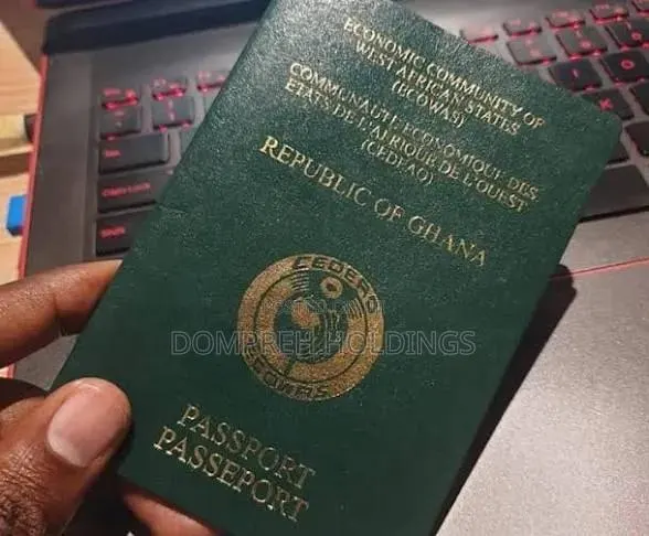 Passport Application Renewal Services · Photo 2
