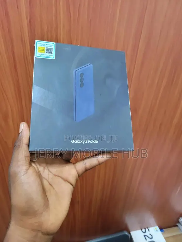 New Samsung Galaxy Z Fold6 512 GB Blue · Photo 1