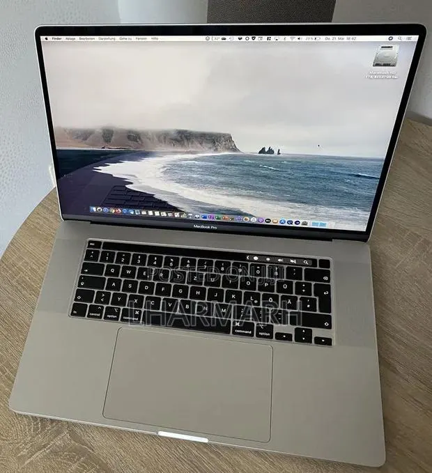 Laptop Apple MacBook Pro 2019 16GB Intel Core 5 SSD 1T · Photo 1
