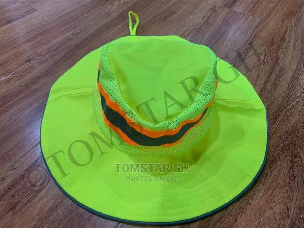 Hi Visibility Safety Hat · Photo 1