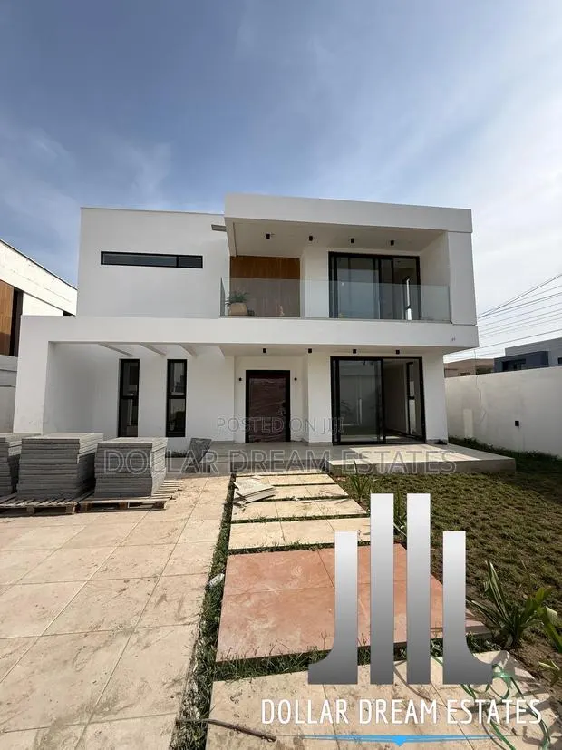 4bdrm House in Airport Residential Area for sale · Photo 1