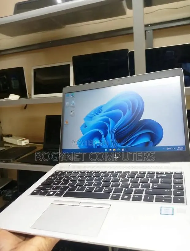 Laptop HP EliteBook 840 G5 8GB Intel Core i5 SSD 256GB · Photo 1