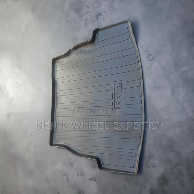 Toyota RAV4 Boot Mat New · Photo 1