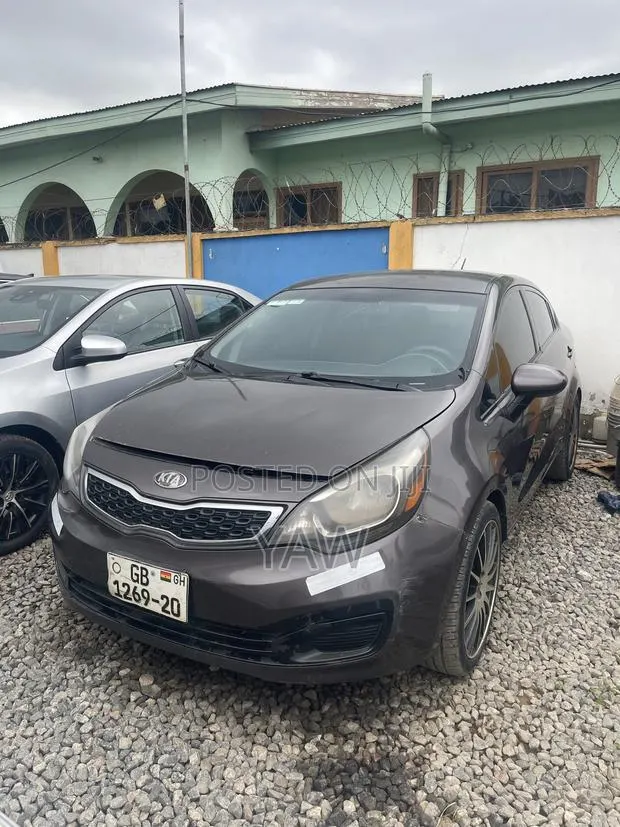 Kia Rio EX 4dr Sedan (1.6L 4cyl 6A) 2013 Gray