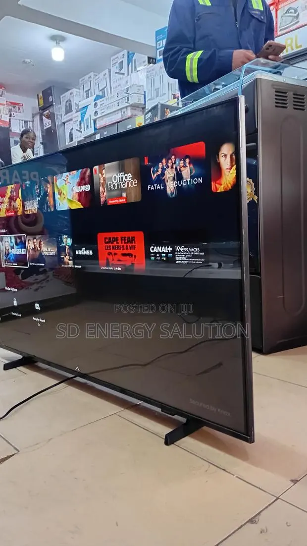 Bring Movies to Life With Samsung 43" F6000f Smart Tv · Photo 1