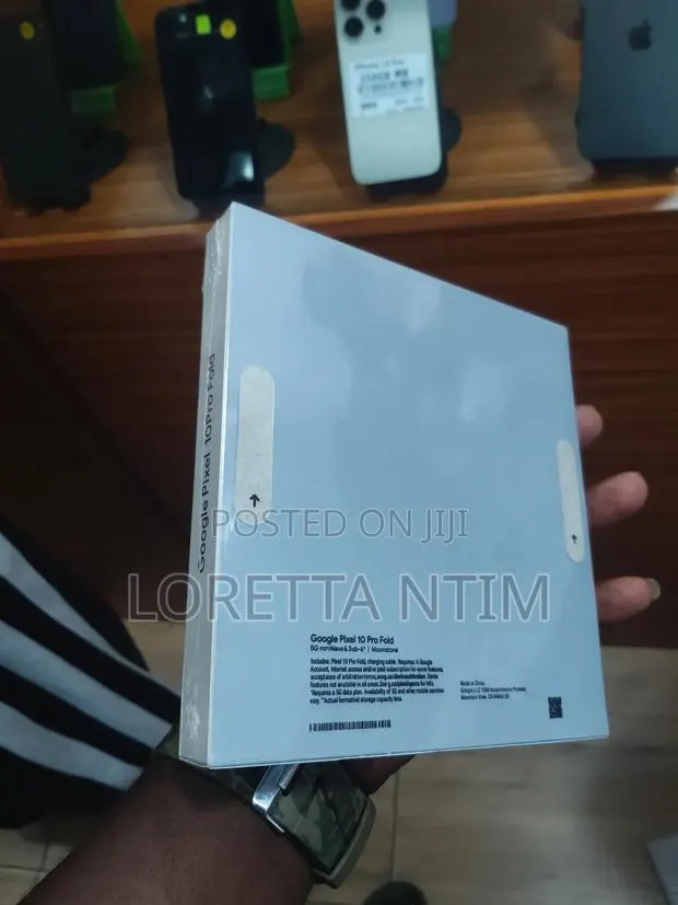 New Google Pixel 10 Pro Fold 256 GB Blue · Photo 1