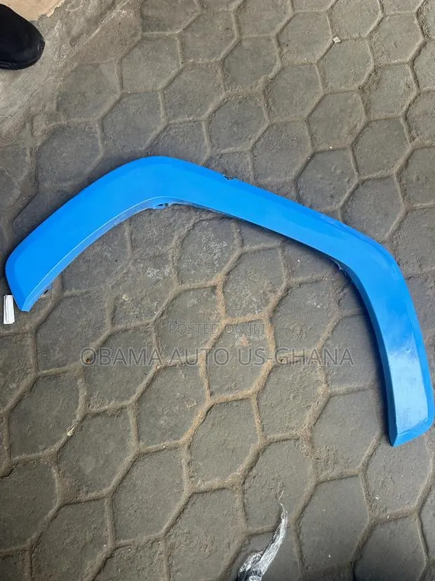 Toyota RAV4 2020 2021 2022 2023 2024 2025 Fender Moulding /Adventure · Photo 1