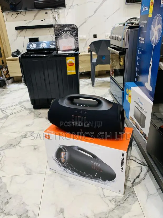 Get Unique JBL Boombox 4 Portable Waterproof Bluetooth Speaker · Photo 1