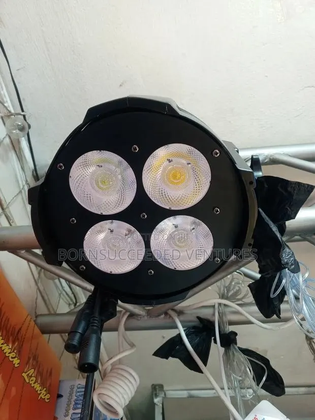4 Eyes Cob Par Light · Photo 1