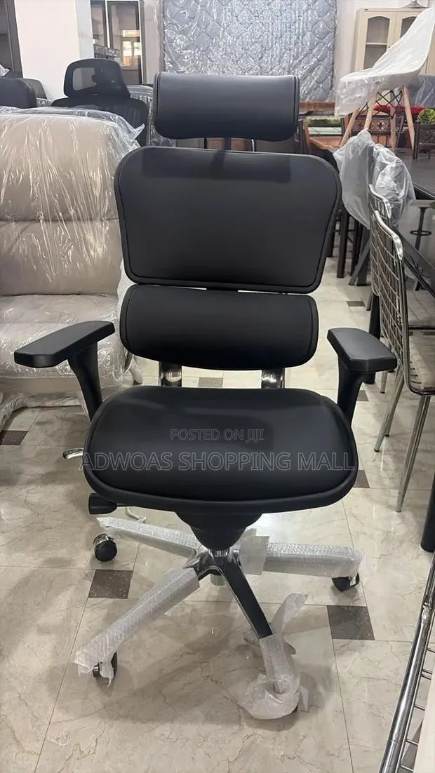 Executive Swivel Chair/ Ceo's Chair · Photo 1