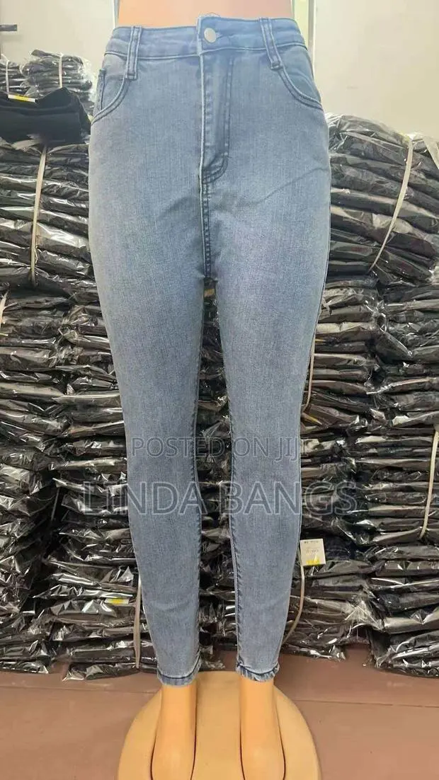Ladies Jeans · Photo 1