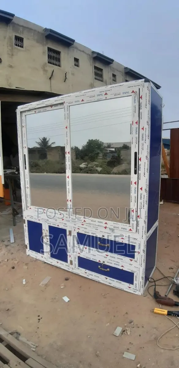 Upgrade Ur Space With Top-Norch Aluminum Fabrication, Wardrobes · Photo 1