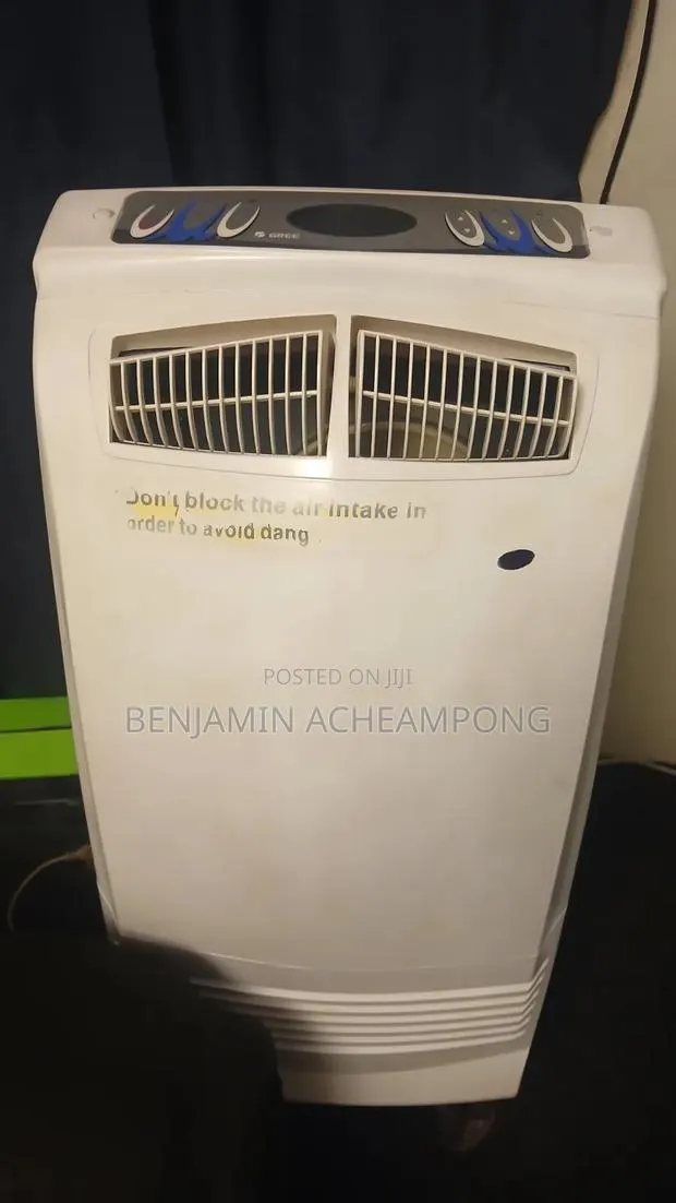 Portable Air Conditioner · Photo 1