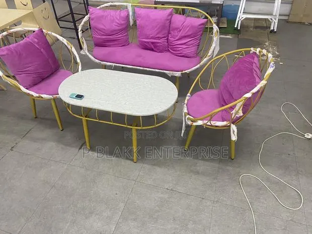 Coffee Dining Table With Chairs · Photo 1