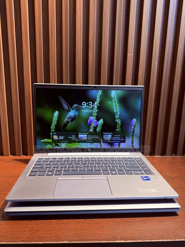 Laptop HP ZBook Firefly G8 16GB Intel Core i7 SSD 512GB · Photo 1