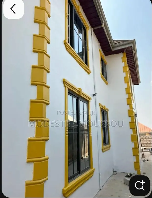 Pillar,Corner and Window Designz · Photo 1