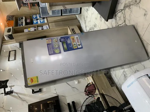 Newly Approved Pearl Upright Freezer Puf-370 · Photo 1