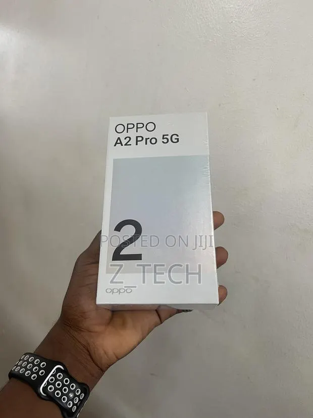New Oppo A2 Pro 256 GB Black · Photo 1