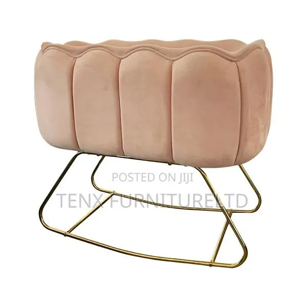 Baby Cradle (Bronze) · Photo 1