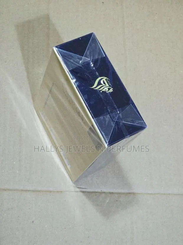 Ishq Al Shuyukh Gold Perfume by Lattafa · Photo 4