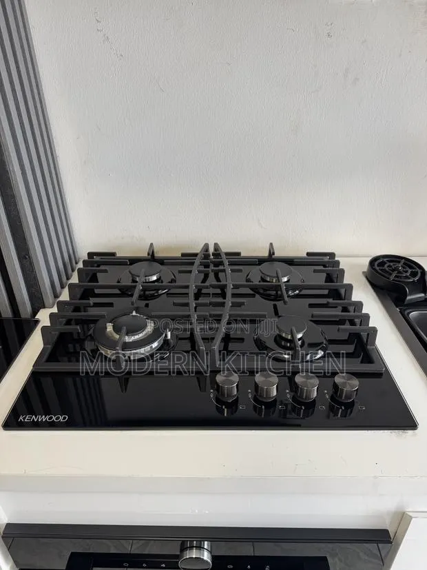 Built in Cooker · Photo 1