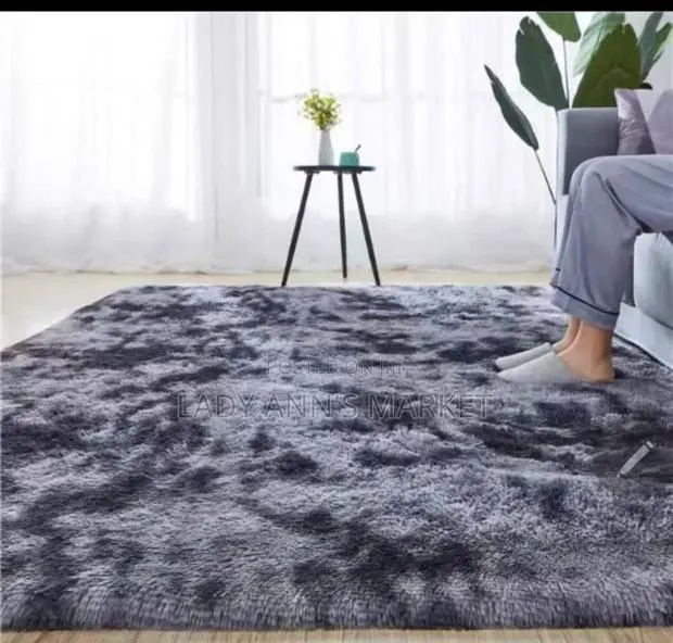 Fluffy Room Carpet · Photo 1