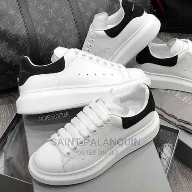 Alexender McQueen · Photo 1