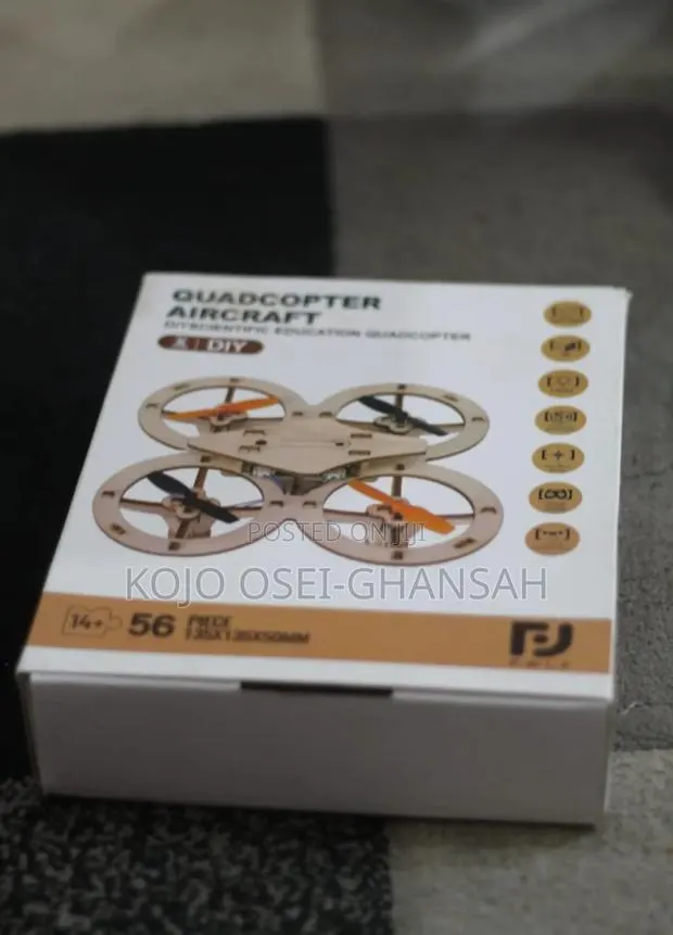 DIY Scientific Education Wooden Quadcopter Aircraft (56 Pieces) · Photo 1