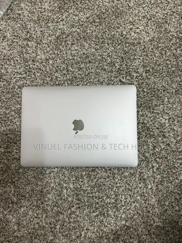 Laptop Apple MacBook Air 2019 8GB Intel Core i5 SSD 128GB · Photo 1