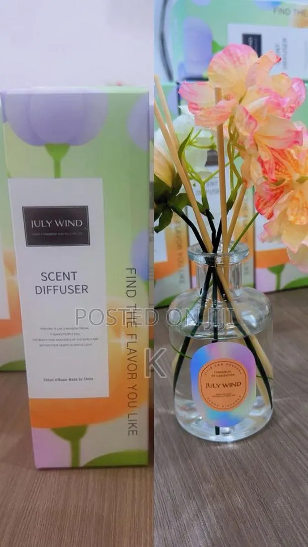 July Wind Scent Diffuser · Photo 1