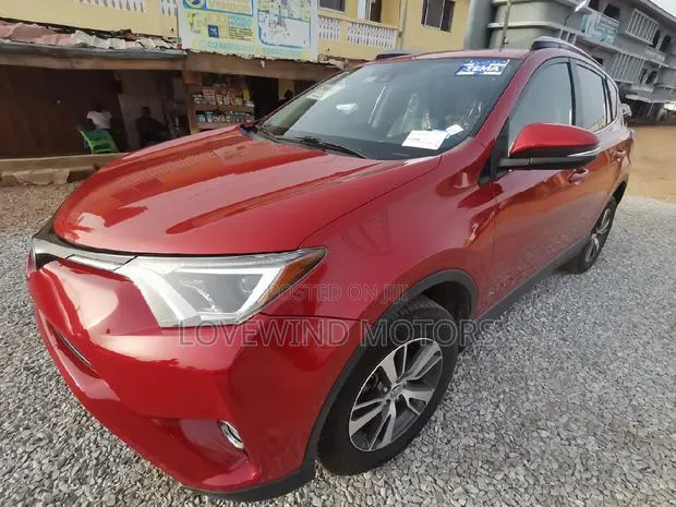 Toyota RAV4 2018 Red · Photo 1