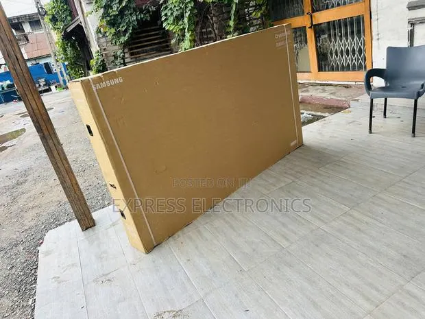 Place Your Order Crystal Uhd, Smart 85u8072f, Hdr, 214 Cm (2025) · Photo 1