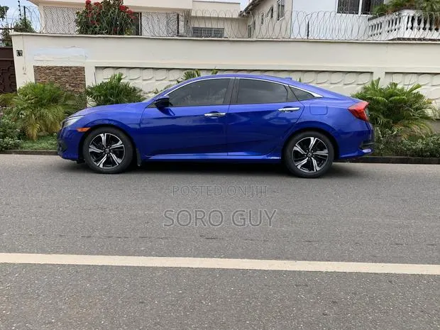Honda Civic 2017 Blue · Photo 1